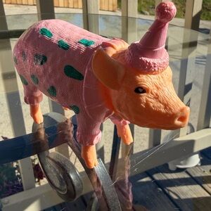 Ankyo Party Pig Farm Animal Cake Topper Toy Figure 5”